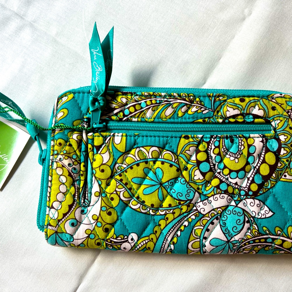 Vera Bradley Zip Around Wallet, in Peacock pattern